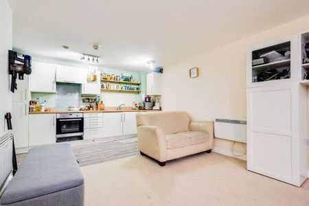 Harding Street, Swindon - Photo 3