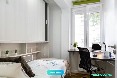 Avenida del Santo Ángel de la Guarda, Madrid, Community of Madrid 28039 - Foto 2