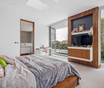 4 bedroom detached house to rent - Photo 2