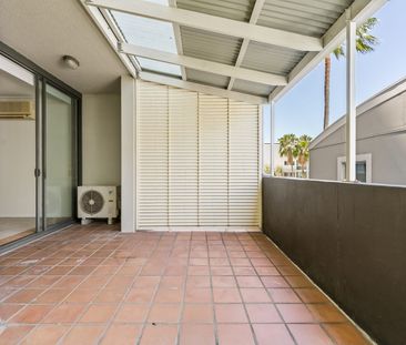 Unfurnished studio in heart of Kangaroo Point! - Photo 3