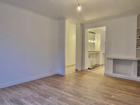 Location Appartement 3 pièces 61m² ALBI 81000 - Photo 3