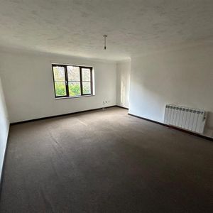 Old Quarry Court, DEREHAM - Photo 2