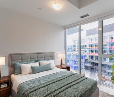 For Lease - 333 Sunseeker Avenue Unit# 406, Innisfil, Ontario - Photo 2