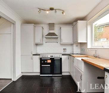 3 bedroom terraced to rent Boradoaks, Epping, CM16 - Photo 4