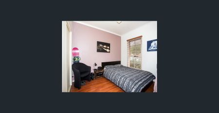 Comfort and Convenience in Flemington - Photo 2