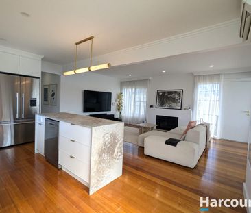 Renovated Coastal Retreat - Photo 3