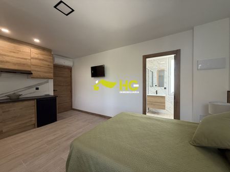 Alquiler Estudio en Urbanización - El Bosque, Villaviciosa De Odón - Photo 2