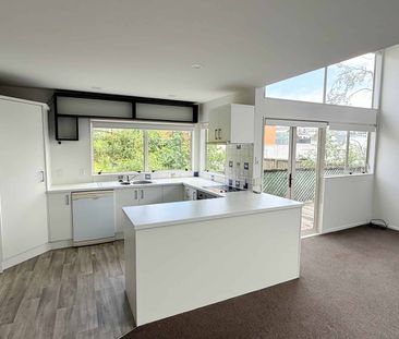 Parnell, three bedroom - Photo 5