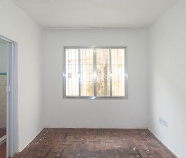 Apartamento JK com 1 quarto e 27m² para alugar em Praia de Belas, P... - Foto 2