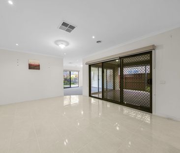 Location with Lifestyle! - Photo 3