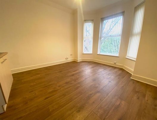 1 Bedroom Apartment Available Arranging tenancy - Photo 1