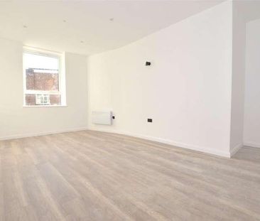 London Road, Redhill, Surrey, RH1 - Photo 1