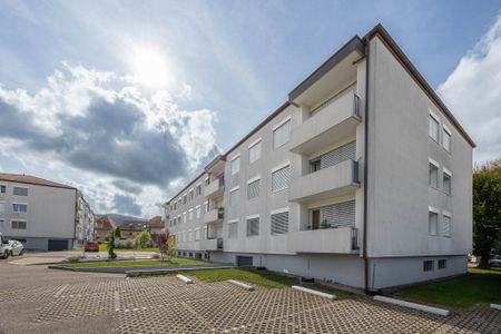 Appartement de 2.5 pièces au 1er étage magnifiquement rénové et avec soin - Photo 3