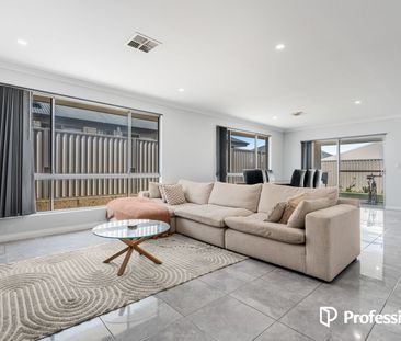 Spacious & Stylish 4 x 2 Family Home in Sinagra - Photo 1