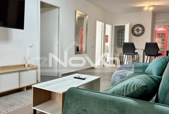 Apartment renovated in a modern st