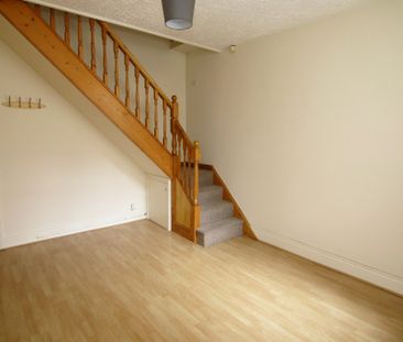 2 Bedroom HOUSE, Chester - Photo 2