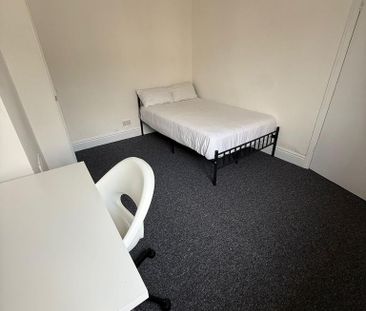 2 bedroom house share to rent - Photo 2