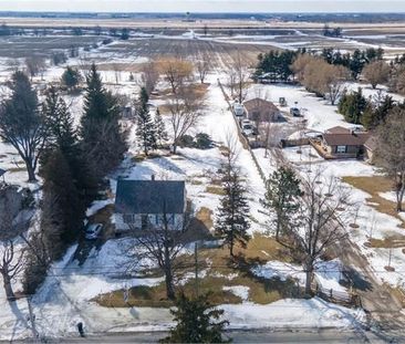 For Lease - 9697 Dickenson Road, Hamilton, Ontario - Photo 2