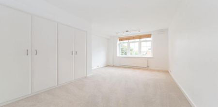 2 Bedroom, 1 bath, 1 reception Flat - Photo 5