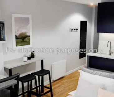 Standard Studio - Photo 1