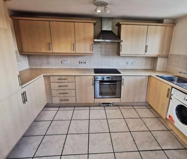 2 bedroom flat to rent - Photo 5