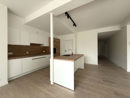 Appartement te huur in Mariakerke - Photo 4