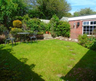 3 bedroom bungalow to rent - Photo 1
