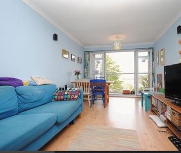 2 Bed Maisonette, St. Catherines Road, SO18 - Photo 1