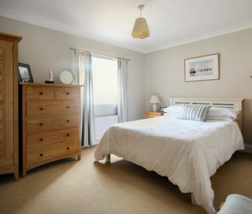 The Old Bakery, Chapel Street, Steeple Bumpstead, Haverhill - Photo 3