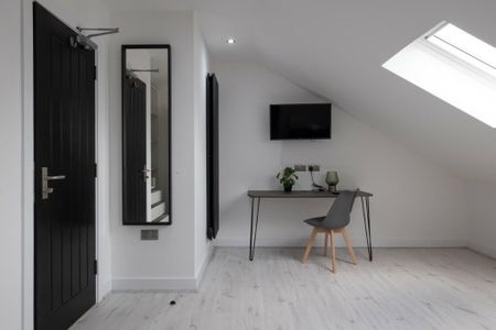 6 bedroom house to rent - Photo 4