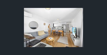 Welcome home - Fully Furnished and Renovated 1 Bedroom - Photo 2