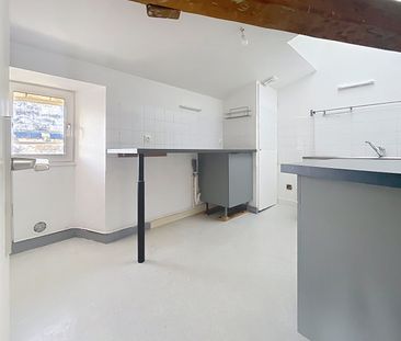 Location Appartement 2 pièces 53m² LA ROCHELLE 17000 - Photo 4