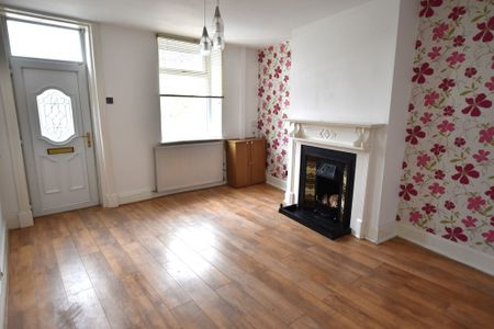 Heaton Road, Lostock, Bolton - Photo 5