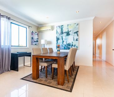 Fully Furnished Coastal Retreat - 6-Month Lease Only! - Photo 6