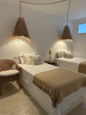 Stunning renovated apartment with sea access in Santa Ponsa - Photo 1