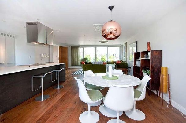 Clerkenwell Road, Clerkenwell, London, EC1M - Photo 1