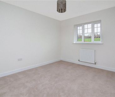 2 bedroom bungalow to rent - Photo 2