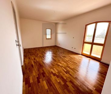 3 room luxury Flat for rent in Cascais, Portugal - Photo 4