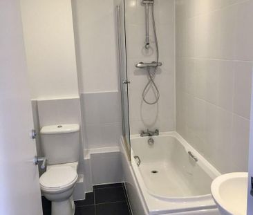 2 bedroom flat to rent - Photo 4