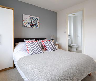 1 bedroom detached house to rent - Photo 3