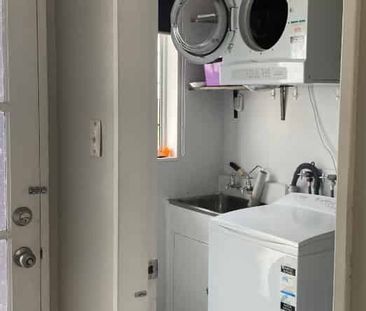 Cozy 3-4 Bedroom House with Stunning Views Ã¢Ãâ¬Ã" Perfect Fami... - Photo 3