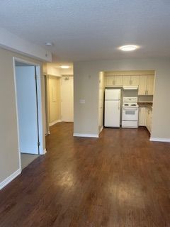 For Lease - 1056 Queens Avenue Unit# 415, Oakville, Ontario - Photo 4