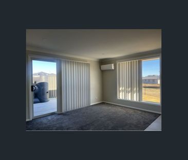 Stunning Rental House in Moore Creek: A Peaceful Retreat with Moder... - Photo 6