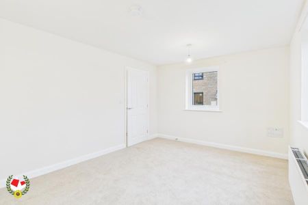 Laurie Close, Yate, Bristol - Photo 4