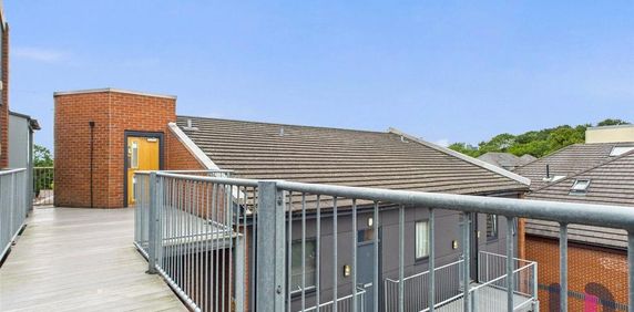 Flat to rent - Photo 2