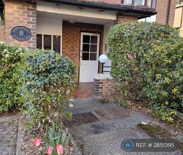 Studio to rent - Photo 6