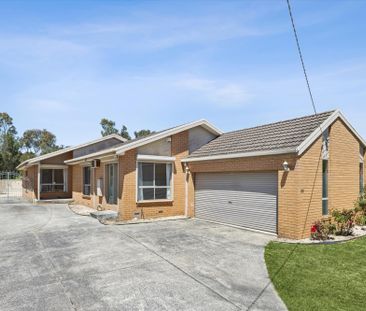 56 Cabinda Drive, Keysborough VIC 3173 - House For Rent | Domain - Photo 2