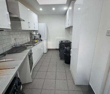 3 bedroom detached house to rent - Photo 5