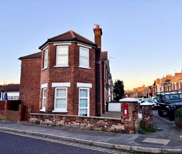 2 bedroom house to rent - Photo 1