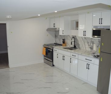 For Lease - 36 Electro Road, Toronto, Ontario - Photo 5